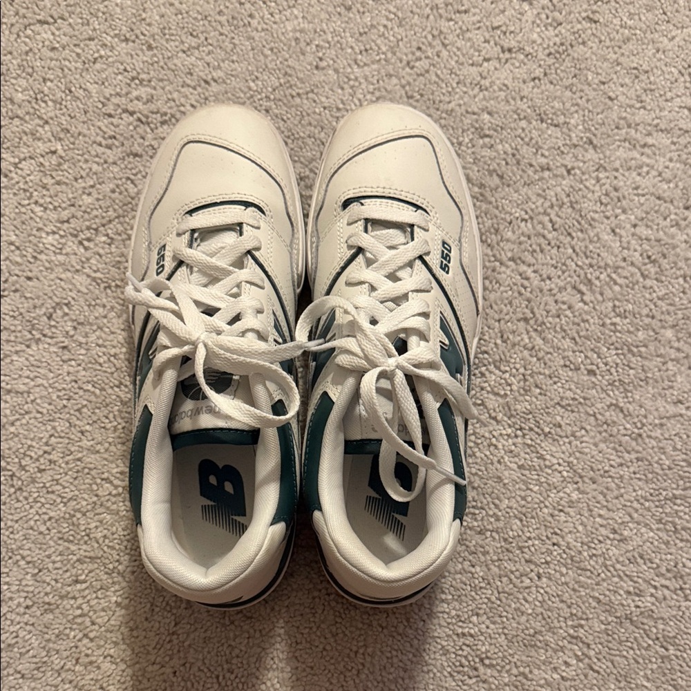 New balance 550 tennis shoes